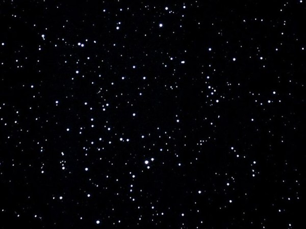 NGC 752: A Scattered Star Cluster with Some&nbsp;Sparks