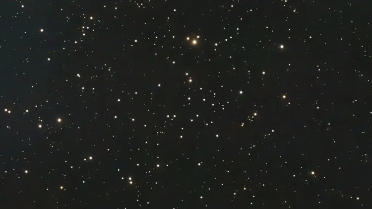 Photo of the NGC 752 star cluster, showing the cluster of stars.