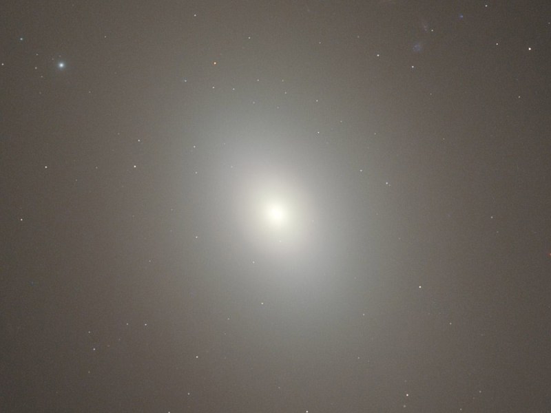 Messier 85 (NGC 4382): An Intriguing Haze in a Cluster of&nbsp;Galaxies