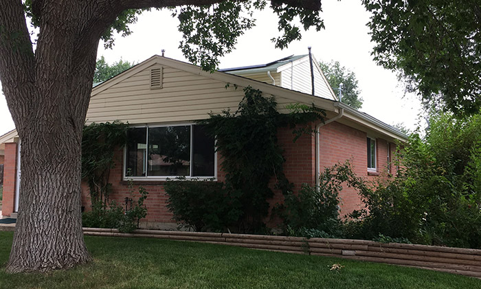 Suburban home in daylight.