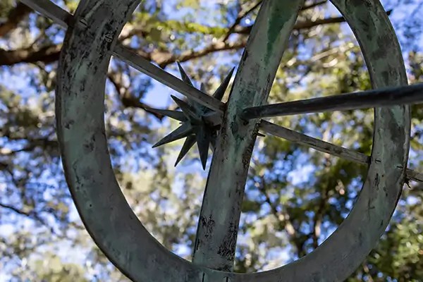 Shows the polar circle and tthe star that tops the Savannah Armillary Sphere