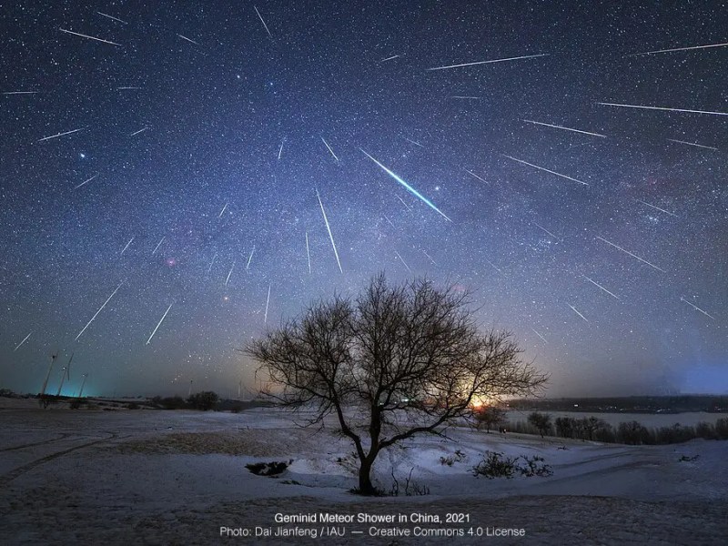Geminid Meteor Shower: Tracing the Origins of the ‘Rock&nbsp;Comet’