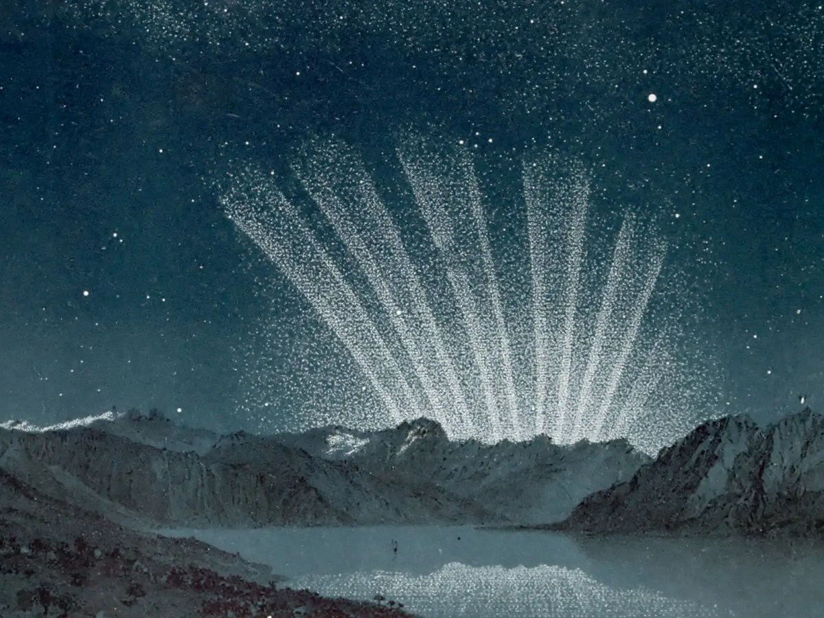 The Great Comet of 1744: Six Tails at&nbsp;Dawn