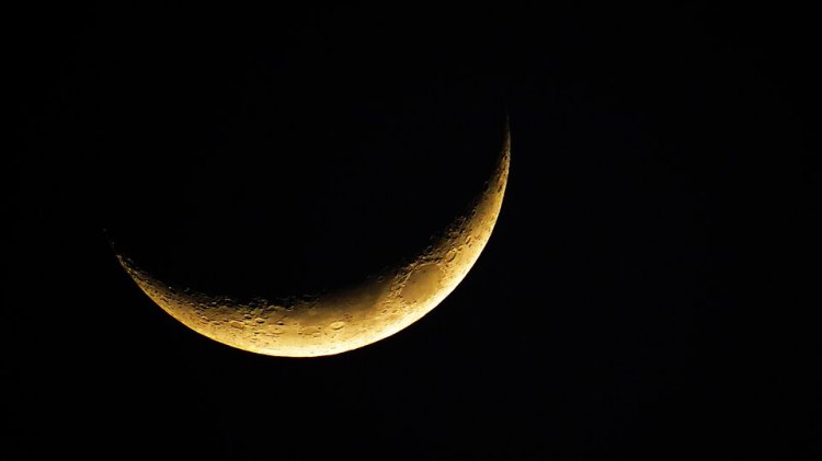 Crescent moon photo