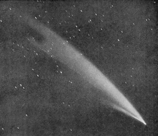 Black and white photo of the Great January Comet of 1910 showing large tail
