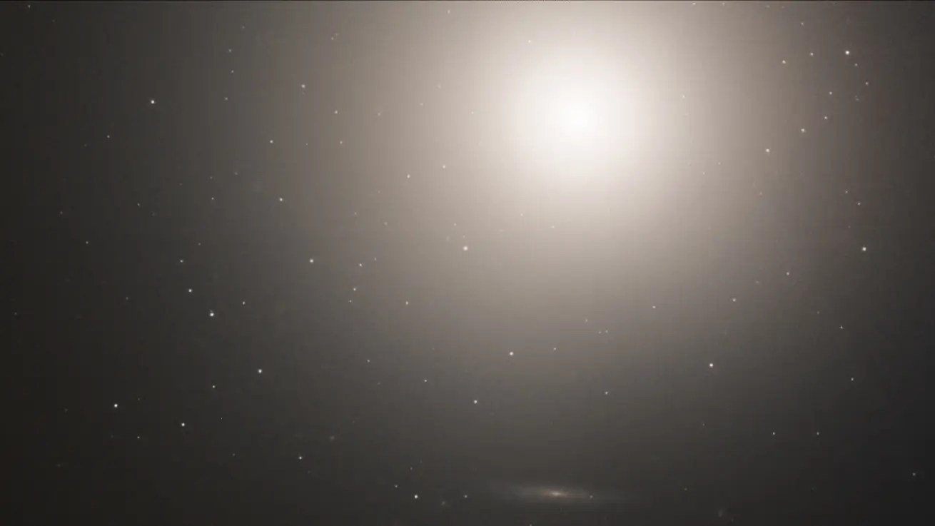 A photograph showing the Messier 89 galaxy in Virgo
